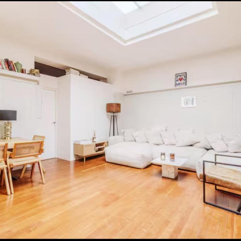 Bright and quiet Parisian apartment - Appartement 1 Chambre - 17