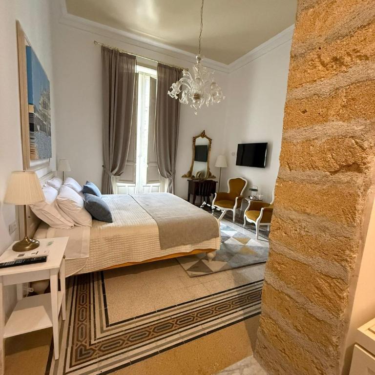 MaisonNouveau - Triple Room with Bathroom - 2