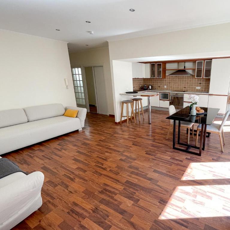 Hyper-centre, Air-conditioned apartment with balcony - Appartement 1 Chambre - 5