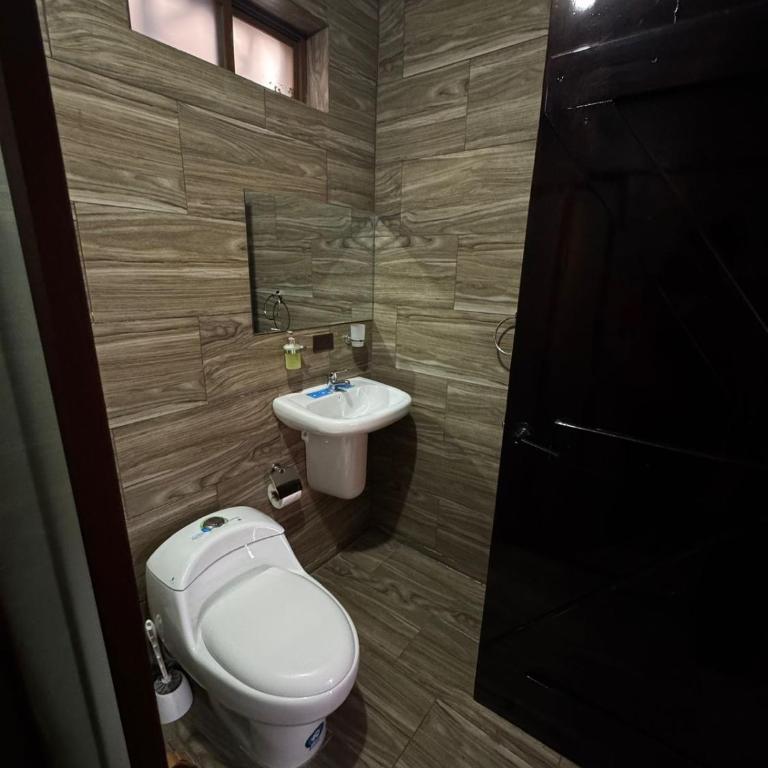 VILLA Baja JUNTO A LAS AREAS VERDES Y BAR - Two-Bedroom Villa - 6