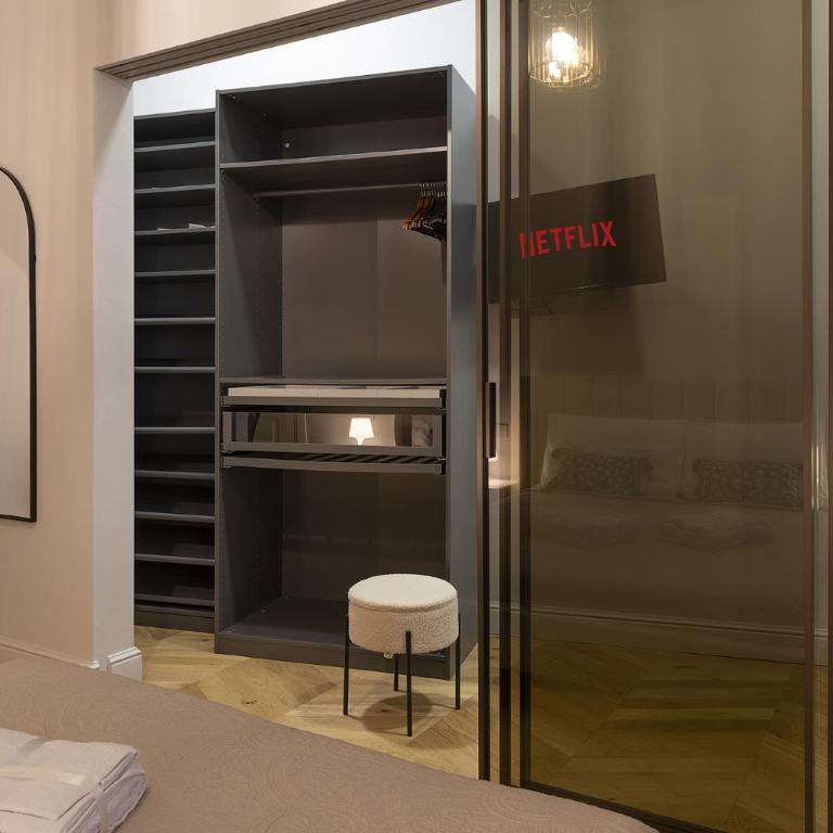 Luxury Suites - Prati 28 - Camera Quadrupla con Bagno Privato Esterno - 15
