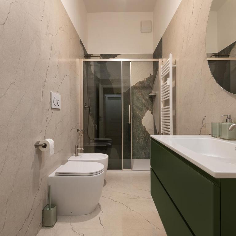 Luxury Suites - Prati 28 - Camera Quadrupla con Bagno Privato Esterno - 4