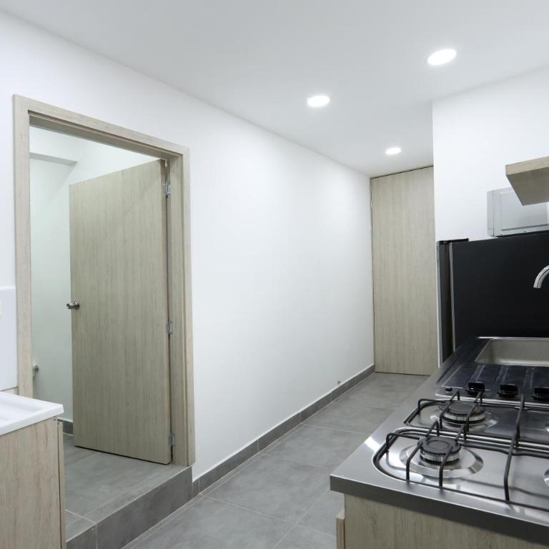 Luzor Apartments - Superior Studio - 9