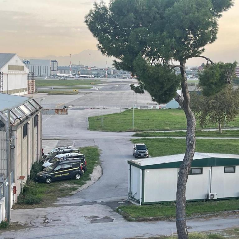 Airport Napoli 2 - Camera Quadrupla Premium - 13