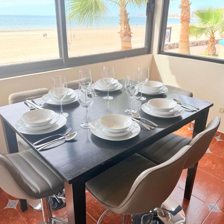 Las Gaviotas 2BR 2BA Ocean View 1st FL- 413 - Apartamento - 2