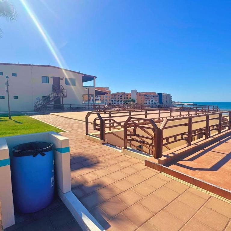 Las Gaviotas 2BR 2BA Ocean View 1st FL- 413 - Apartamento - 59
