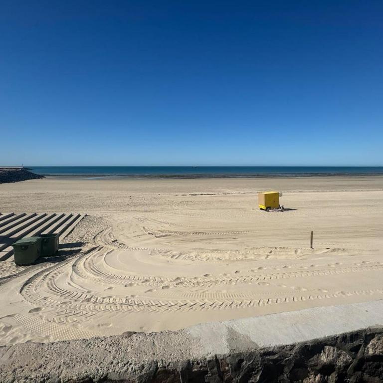 Las Gaviotas 2BR 2BA Ocean View 1st FL- 413 - Apartamento - 64