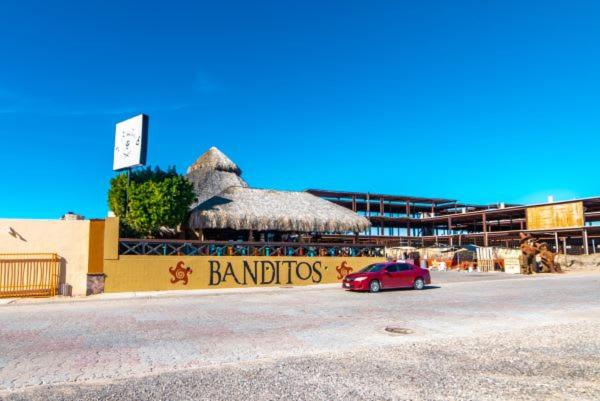 Las Gaviotas 2BR 2BA Ocean View 1st FL- 413 - Apartamento - 78
