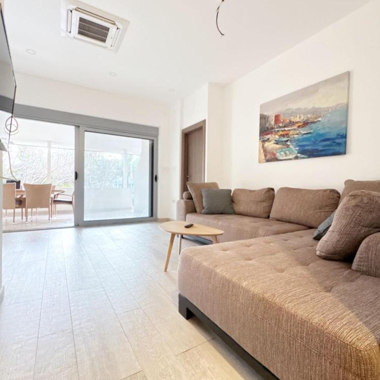 Flat in Budva with terrace and private garden - Apartman sa 3 Spavaće Sobe - 13