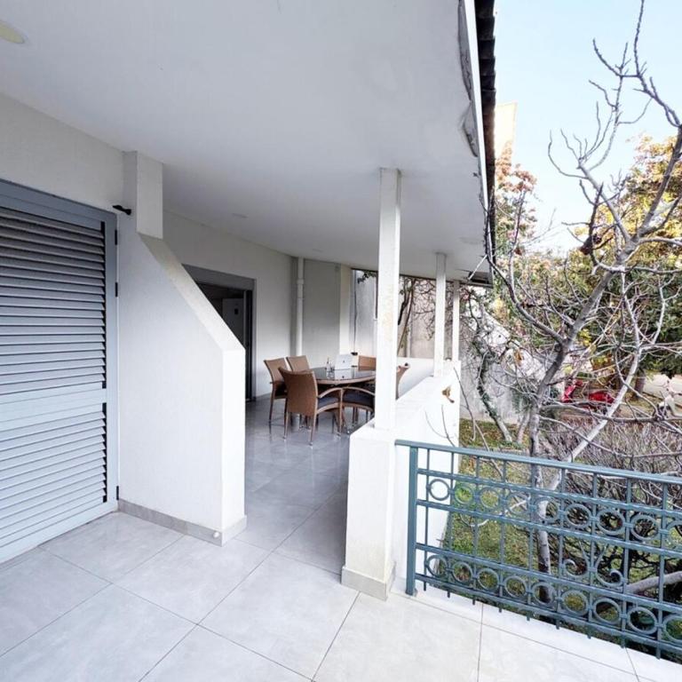 Flat in Budva with terrace and private garden - Apartman sa 3 Spavaće Sobe - 15