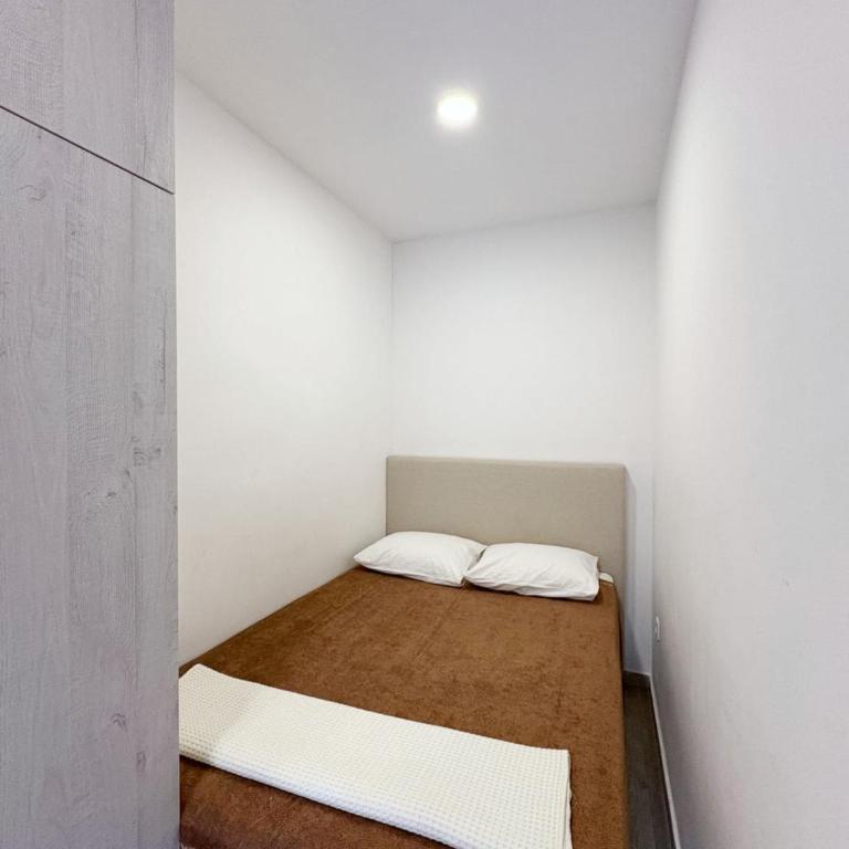 Flat in Budva with terrace and private garden - Apartman sa 3 Spavaće Sobe - 16