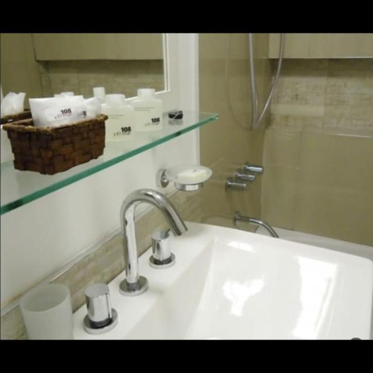 Depdelsol es con seña - One-Bedroom Apartment - 2