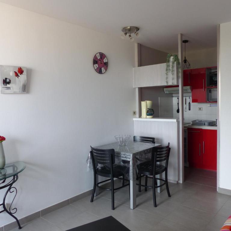 Studio balcon vue mer- Face plage des Minimes- La Rochelle - Monolocale - 5