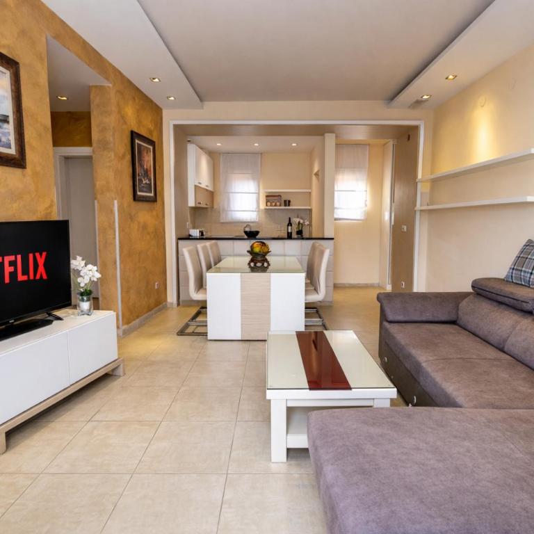 Hotel Butua Residence - Luksuzni Apartman sa 2 Spavaće Sobe - 4