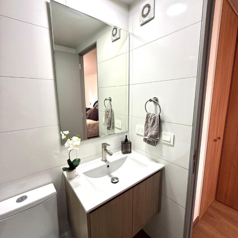 Refugio moderno en Metro Villa Frei - One-Bedroom Apartment - 6
