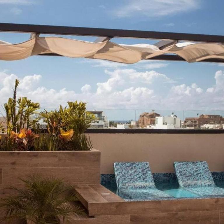 Beachside Studio & Jacuzzi Bliss - Studio - 1