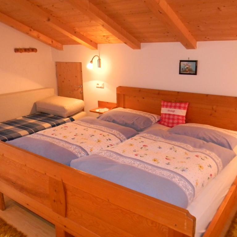 Unterweger Hof - Dreibettzimmer - 2