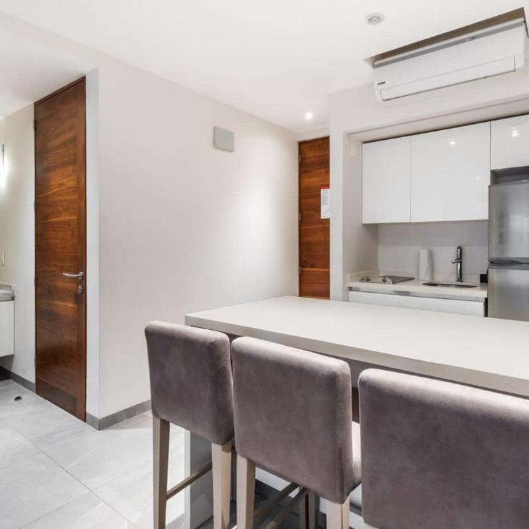 2bed apartment 500m from beach - Two-Bedroom Apartment - 16
