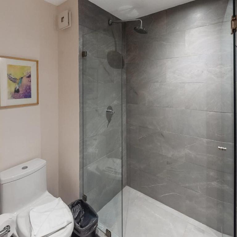 2bed apartment 500m from beach - Two-Bedroom Apartment - 19