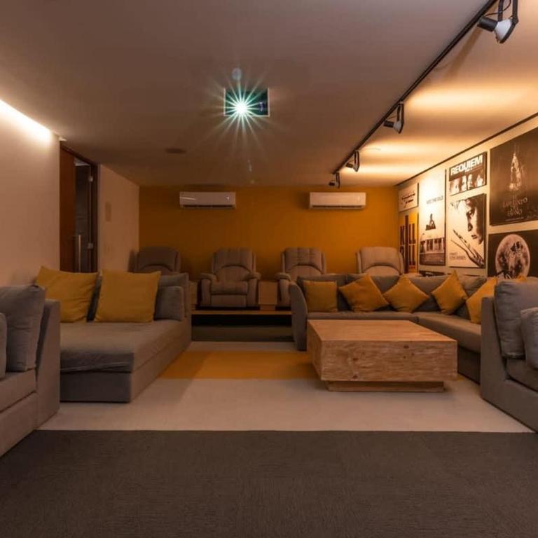 Luxury Condo in central location - Studio - 19