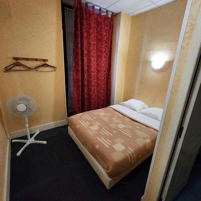 Chambre chez Marie et Didier 1 minute à pied du sanctuaire de Lourdes - Chambre Double avec Balcon - 2