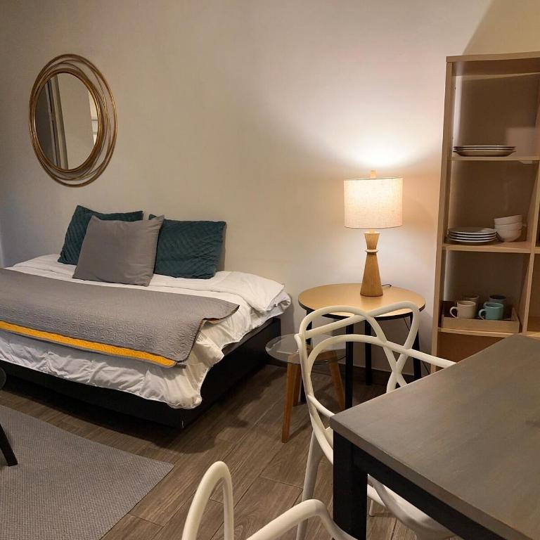 LAZARO E - In the heart of San Pedro - One-Bedroom Apartment - 16
