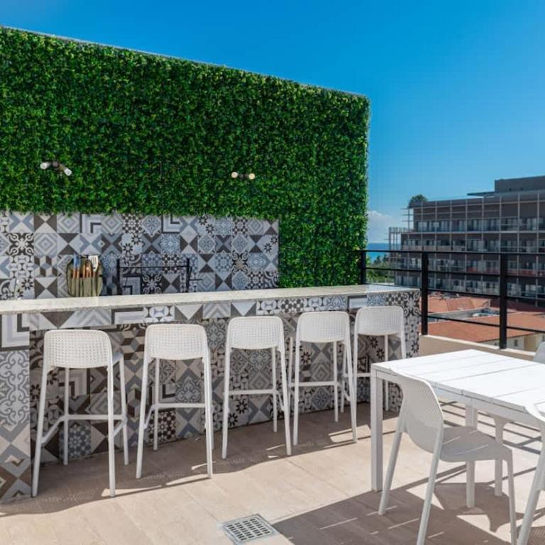 Private Pool 3BD 3BA Sleeps 8 - Three-Bedroom Apartment - 18