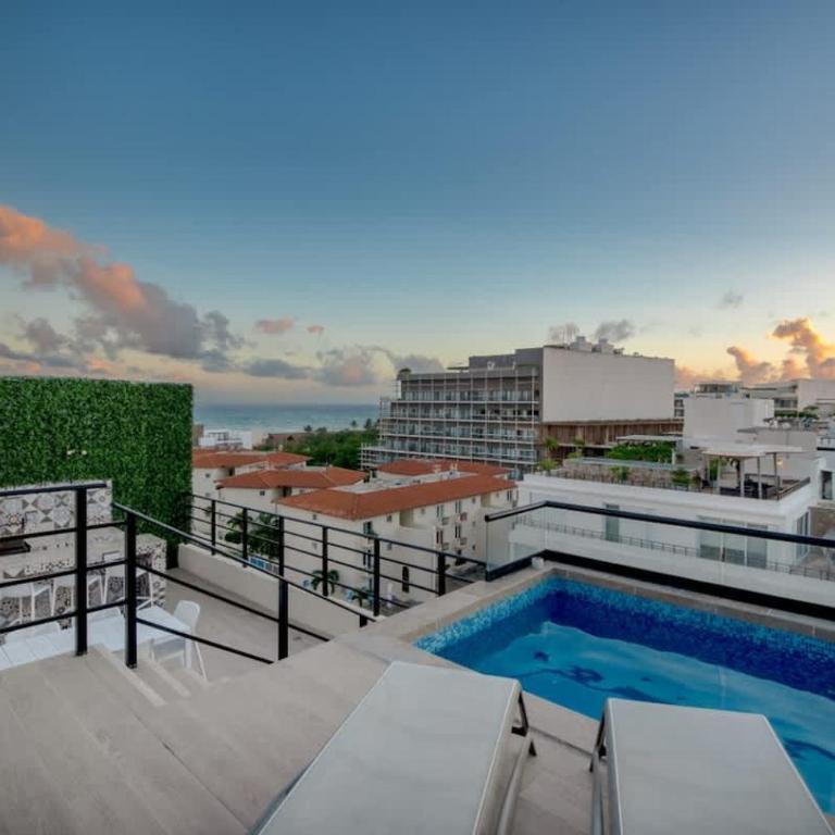 Private Pool 3BD 3BA Sleeps 8 - Three-Bedroom Apartment - 20