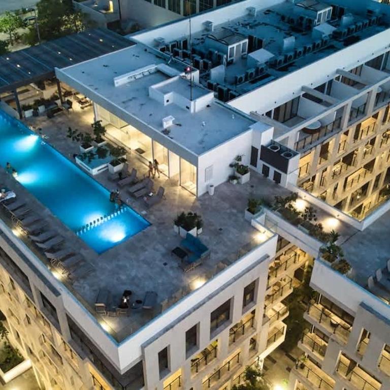 Stylish 1BR Beachside Retreat - One-Bedroom Apartment - 11