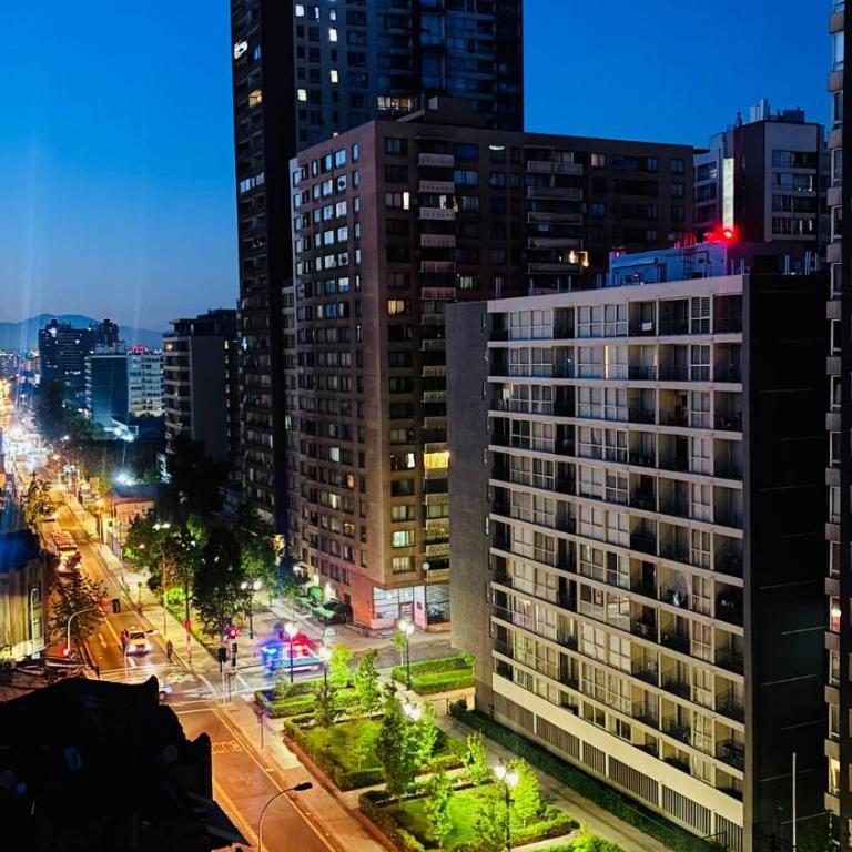 Modern 1BR Apartment, Santa Lucía Metro, Balcony - One-Bedroom Apartment - 32
