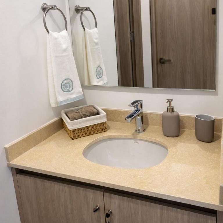 Apartamento en Santa Marina - One-Bedroom Apartment with Balcony - 5