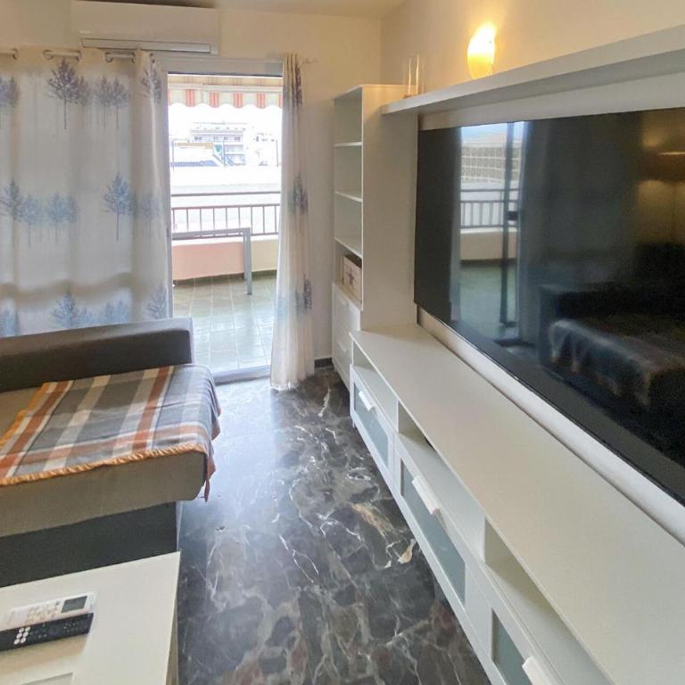 Gorgeous Apartment In Fuengirola - Apartamento de 1 dormitorio - 5