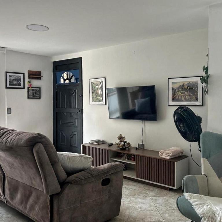Cerca del Metro Poblado con Wifi rapido - Two-Bedroom Apartment - 4