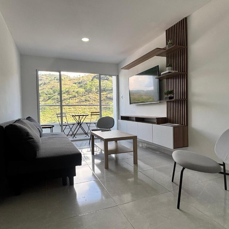 Modern 2BR Apartment with Balcony in San Gil PERFECT - Apartamento de 2 dormitorios - 1