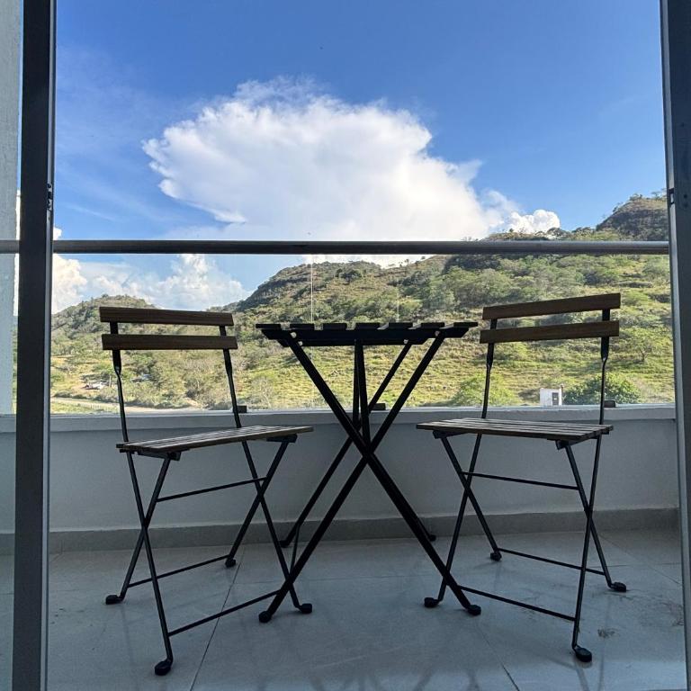 Modern 2BR Apartment with Balcony in San Gil PERFECT - Apartamento de 2 dormitorios - 4