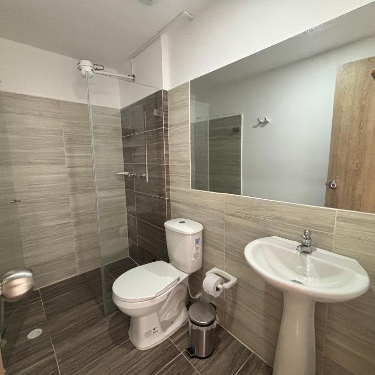 Modern 2BR Apartment with Balcony in San Gil PERFECT - Apartamento de 2 dormitorios - 6