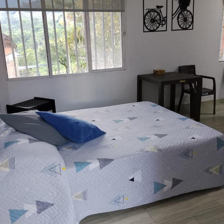 Apartaestudios Santa Ana - One-Bedroom Apartment with View - 14