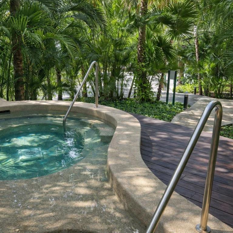 3B Deluxe w/Private Pool near Golf Course - Apartamento - 1