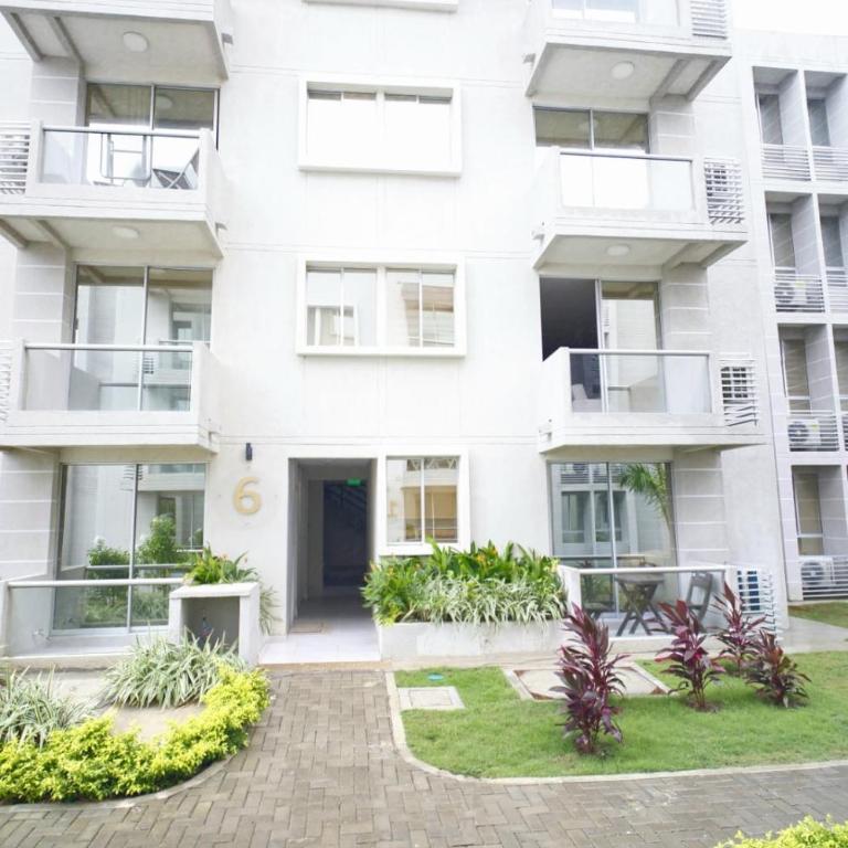 Praseo - Two-Bedroom Apartment with Garden View - 9