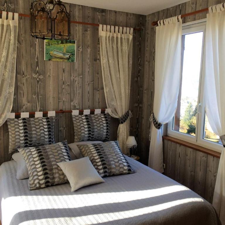 Chambre Romantique avec Vue sur Lac à Gérardmer - FR-1-589-707 - Chambre Double - 14