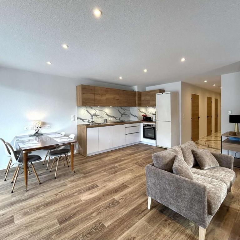 Appartement Neuf 3 Pièces - 4 Pers - Terrasse à Briançon - FR-1-330C-161 - Apartment - 1