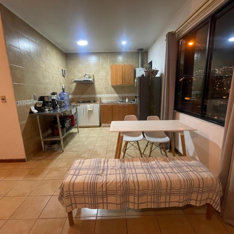 Habitación privada casa de MAX - One-Bedroom Apartment - 3