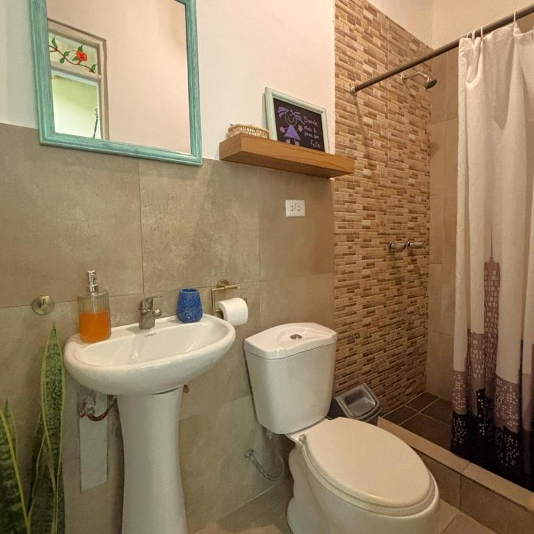 Serenity Lodge - Economy Double Room - 6