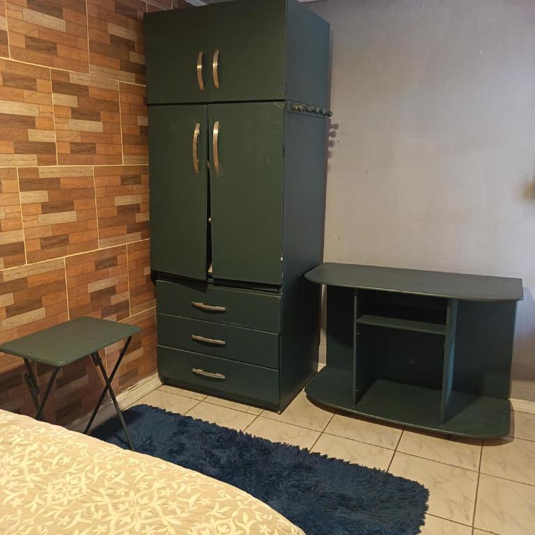 Casa Hostal Javi - Family Room - 7