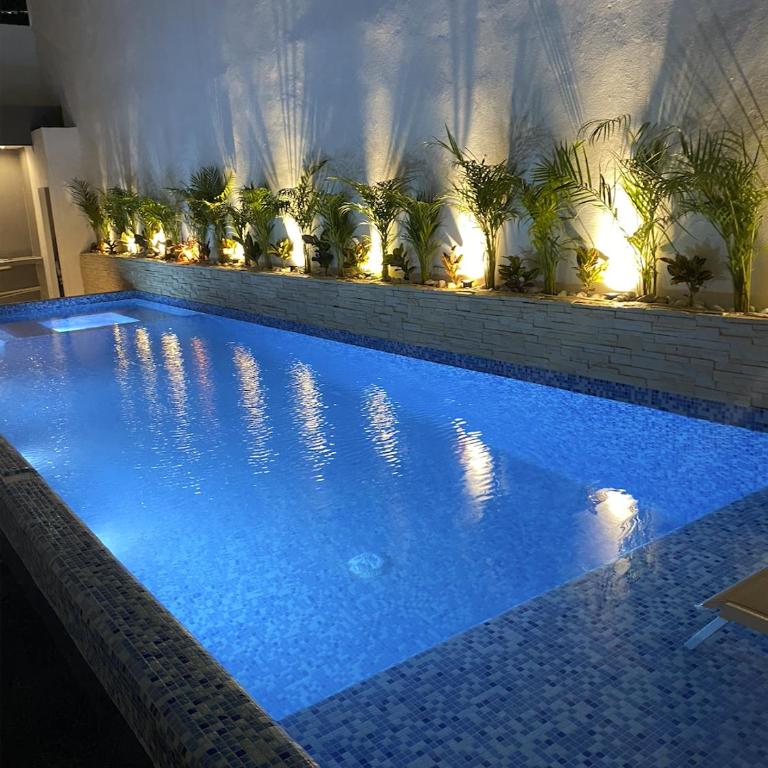 3 Bedroom Apartment and Pool - Three-Bedroom Apartment - 7