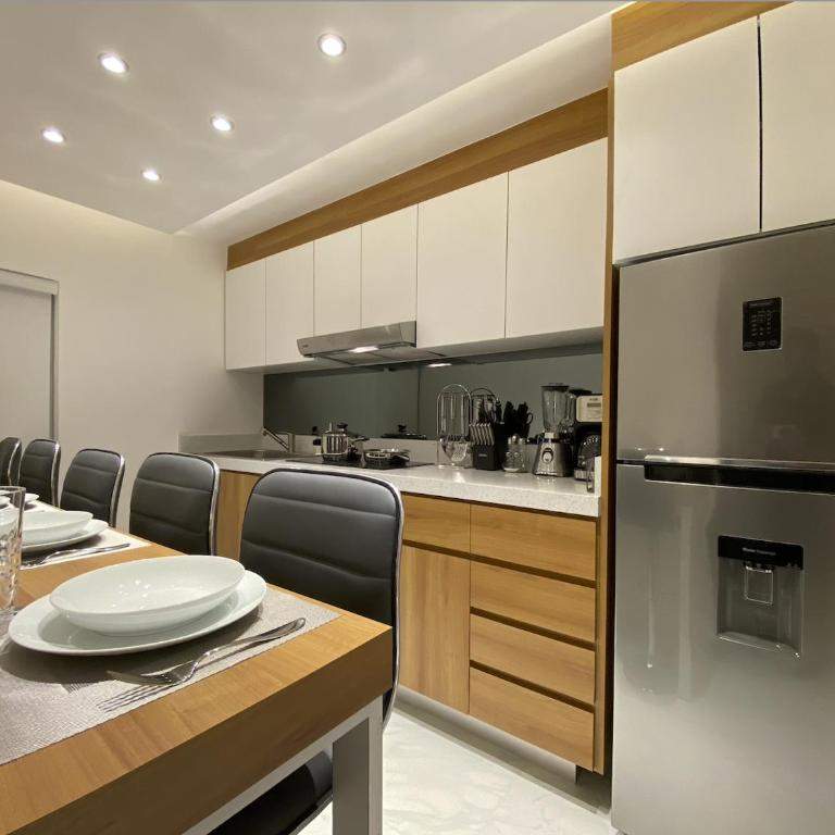 3 Bedroom Apartment and Pool - Three-Bedroom Apartment - 13