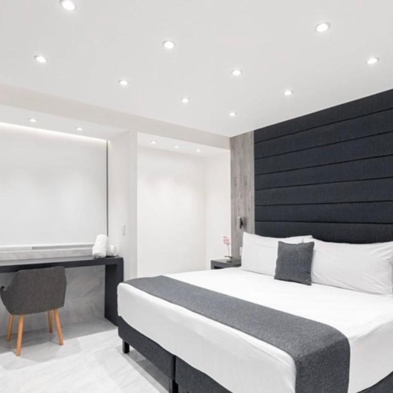 3 Bedroom Apartment and Pool - Three-Bedroom Apartment - 14