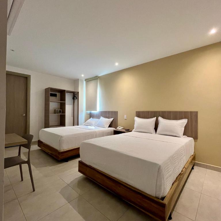 BQ84 Urban Hotel - Superior Double Room with Two Double Beds - 3
