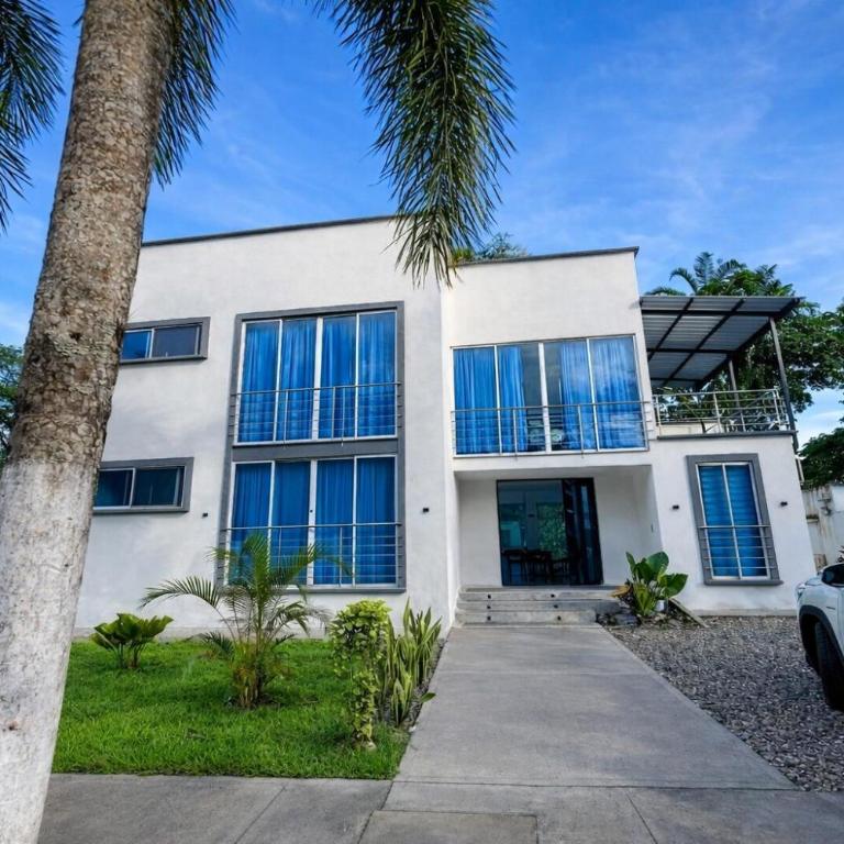 Casa Alkina, Quinta campestre con piscina privada - Four-Bedroom House - 4