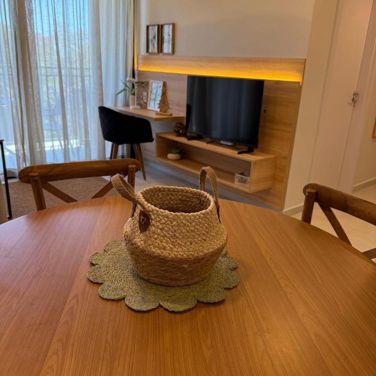 TOP Las Mercedes Luminoso y moderno - Three-Bedroom Apartment with Balcony - 7